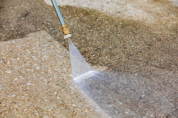 Cost of Driveway Pressure Cleaning in Brandon