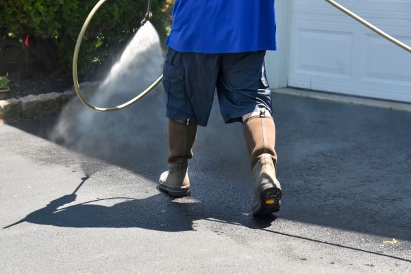 Asphalt Driveway Cleaning in Brandon
