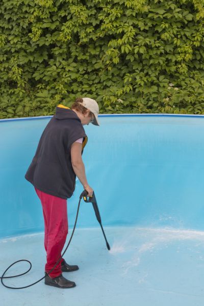 Pool Pressure Washing in Brandon