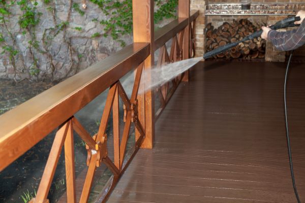 Porch Dirt Removal in Brandon